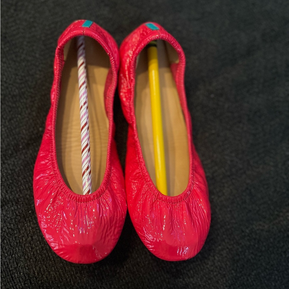 Girls Tieks - Size 2 - Mini Razzleberry - Picture 3 of 9